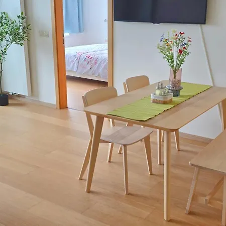 Castle View Sky, 3 Rooms, Panorama Loggia, Free Parking, Wifi, Old Town * Bratislava