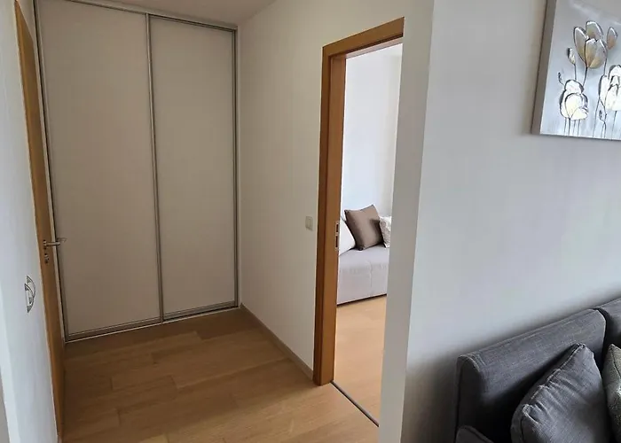 דירה Castle View Sky, 3 Rooms, Panorama Loggia, Free Parking, Wifi, Old Town ברטיסלאבה