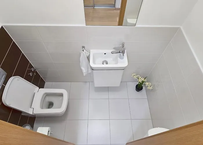 Castle View Sky, 3 Rooms, Panorama Loggia, Free Parking, Wifi, Old Town アパート